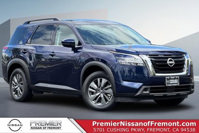 Certified 2022 Nissan Pathfinder SV