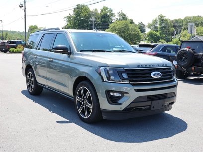 Certified 2019 Ford Expedition Limited w/ Equipment Group 303A