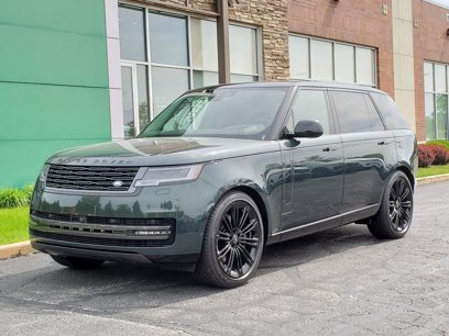 New 2025 Land Rover Range Rover Long Wheelbase SE