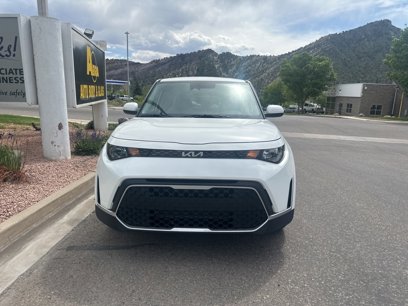 New 2025 Kia Soul LX