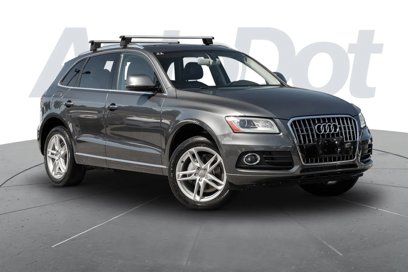 Used 2017 Audi Q5 2.0T Premium Plus w/ Technology Package