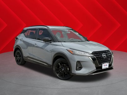 Used 2022 Nissan Kicks SR