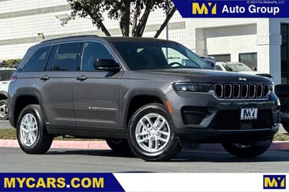 New 2025 Jeep Grand Cherokee Laredo X