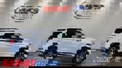 New 2025 Ford Explorer Active w/ Active Comfort Package