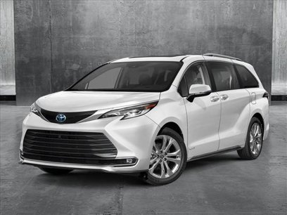 New 2025 Toyota Sienna Platinum