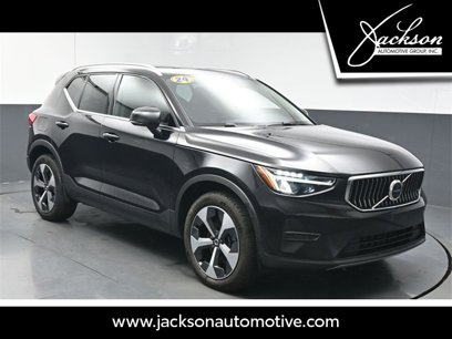 Used 2024 Volvo XC40 B5 Core