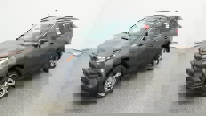New 2025 Toyota RAV4 XLE