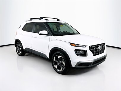 New 2025 Hyundai Venue SEL