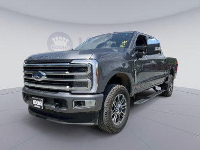 New 2025 Ford F250 Platinum w/ Platinum Plus Package