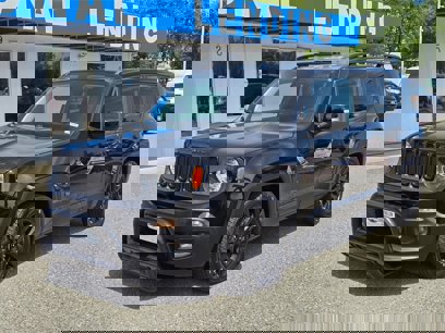 Used 2018 Jeep Renegade Altitude w/ Advanced Technology Group