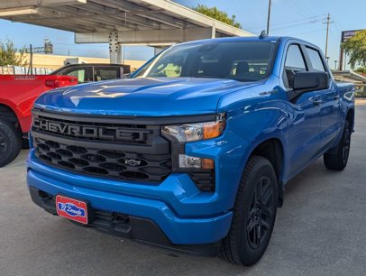 New 2025 Chevrolet Silverado 1500 Custom