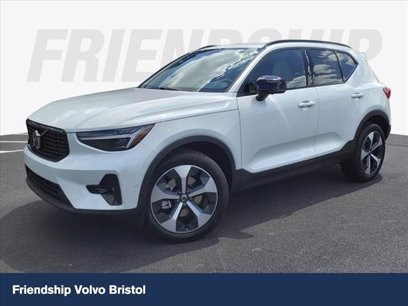 New 2025 Volvo XC40 B5 Plus w/ Protection Package Premier