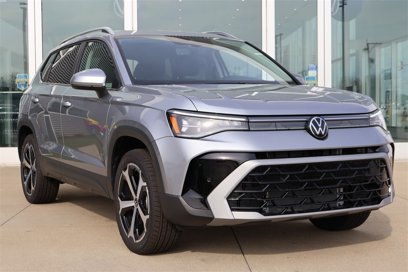 New 2025 Volkswagen Taos SEL