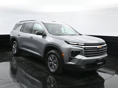 New 2025 Chevrolet Traverse LT
