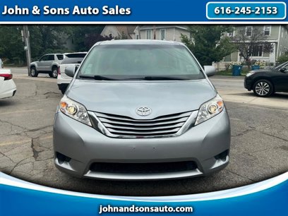 Used 2017 Toyota Sienna LE