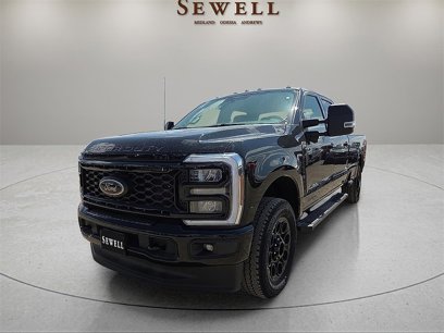 New 2025 Ford F350 XLT w/ Black Appearance Package