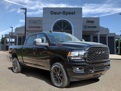 New 2024 RAM 2500 Big Horn w/ Night Edition