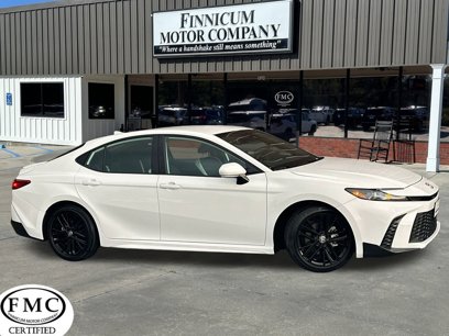 Used 2025 Toyota Camry SE