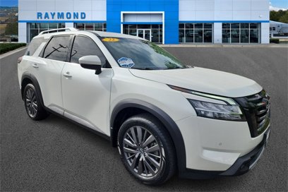 Used 2022 Nissan Pathfinder SL w/ SL Premium Package