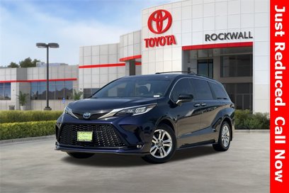Used 2023 Toyota Sienna XSE