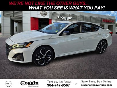 Used 2023 Nissan Altima 2.5 SR w/ SR Premium Package
