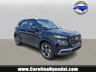 New 2025 Hyundai Venue SEL