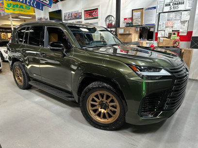 Used 2024 Lexus LX 600 4WD w/ Luxury Package