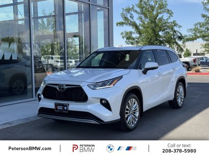 Used 2024 Toyota Highlander Platinum