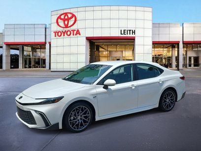 Used 2025 Toyota Camry SE