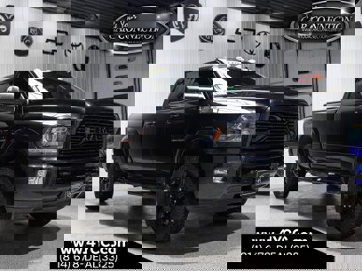 Used 2018 RAM 2500 Laramie w/ Sport Appearance Group