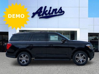 New 2024 Ford Expedition XLT