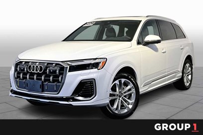 Certified 2025 Audi Q7 2.0T Premium w/ Convenience Package
