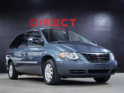 Used 2006 Chrysler Town & Country Touring w/ Leather Interior Group