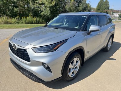 Certified 2022 Toyota Highlander LE
