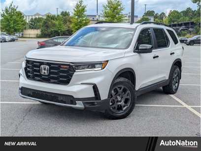 New 2025 Honda Pilot TrailSport