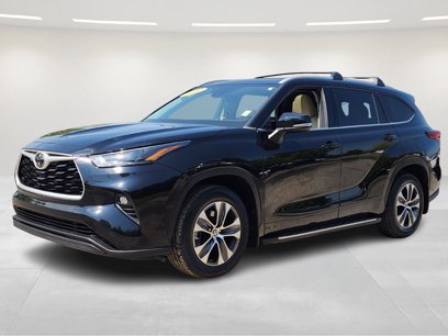 Used 2022 Toyota Highlander XLE