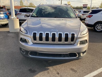 Used 2018 Jeep Cherokee Limited w/ Technology Group