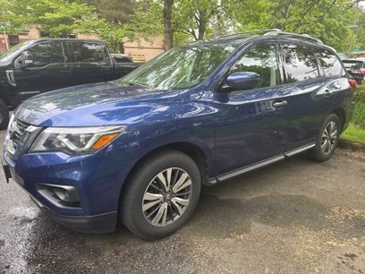 Used 2019 Nissan Pathfinder SV