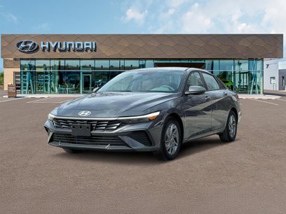 New 2025 Hyundai Elantra Blue