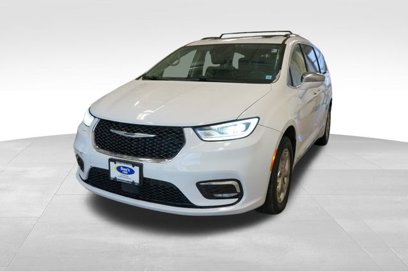 Used 2021 Chrysler Pacifica Limited