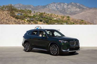 New 2025 BMW X1 xDrive28i w/ Premium Package