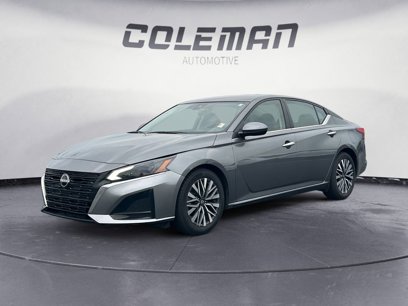 Used 2023 Nissan Altima 2.5 SV