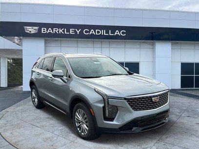New 2025 Cadillac XT4 Premium Luxury