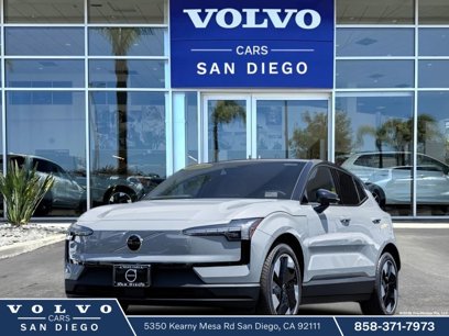 New 2025 Volvo EX30 Plus w/ Climate Package