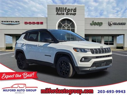 New 2023 Jeep Compass Altitude w/ Convenience Group