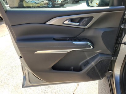 New 2025 Chevrolet Traverse LT w/ Driver Confidence Package