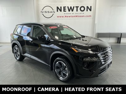 Used 2025 Nissan Rogue SV w/ SV Premium Package