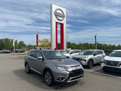 Used 2020 Mitsubishi Outlander SE