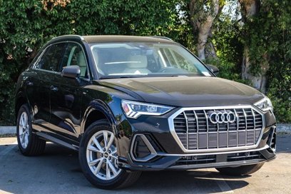 New 2025 Audi Q3 2.0T Premium