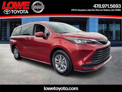 Certified 2024 Toyota Sienna LE